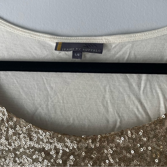 Jeans by Buffalo Women Sequin Top - Picture 2 of 4